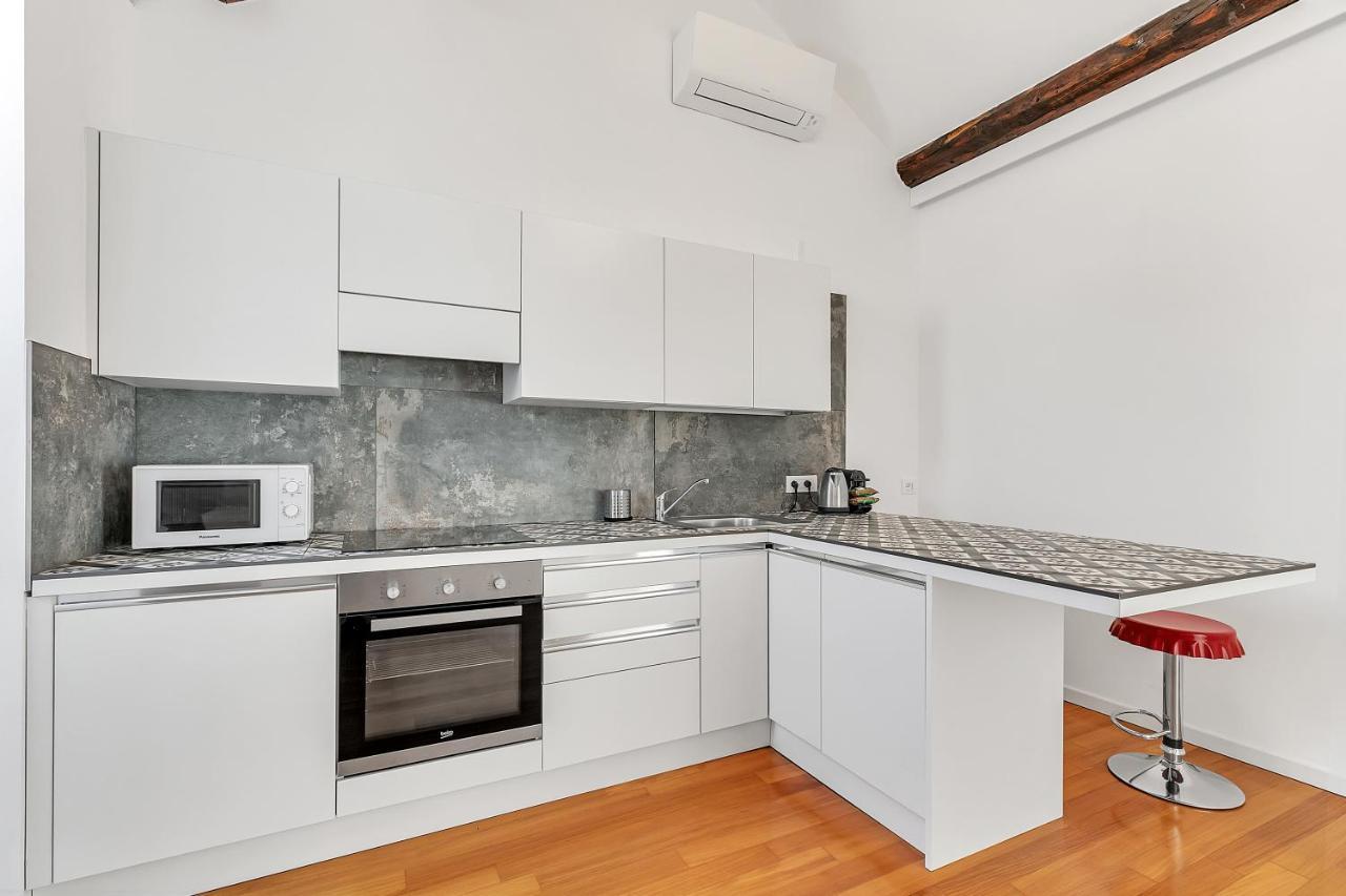 Cosmopolitan Apartment Milan Luaran gambar